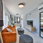Gorgeous In Seget Donji Holiday home Trogir
