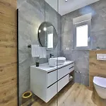 Gorgeous In Seget Donji Holiday home